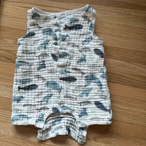 Angel Dear 12-18m muslin Whale shortie